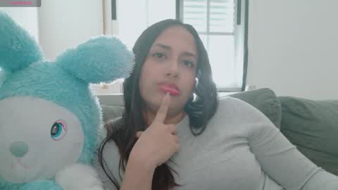 vaniasofia online show from 04.17.26