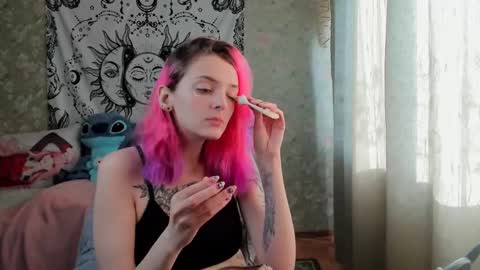 Snapshot of vanilla_arya chatting on 02.25.25 Adelina online show from 02.25.25