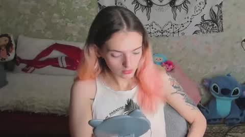 Snapshot of vanilla_arya chatting on 10.09.25 Adelina online show from 10.09.25