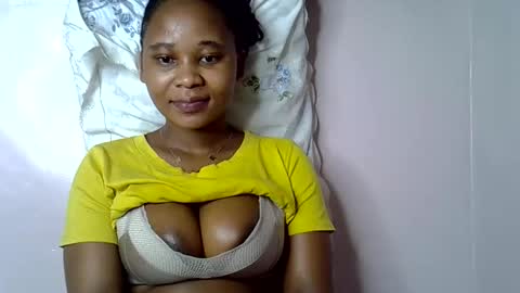 vanillavenus online show from 10.25.25