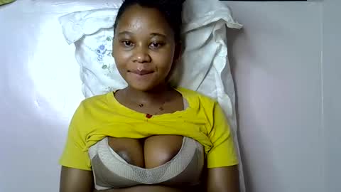 vanillavenus online show from 10.26.25