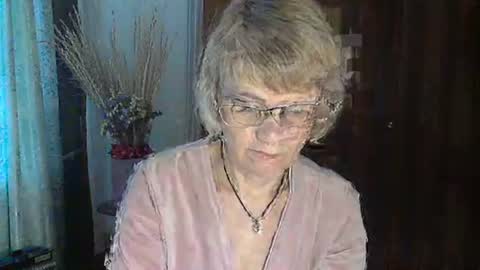 Vanillaxcreamy online show from 01.08.25