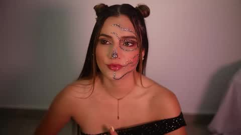 Snapshot of vaniluu9 chatting on 10.07.25 Vanilu online show from 10.07.25