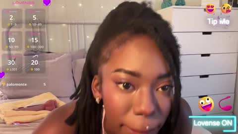Snapshot of vanna88love chatting on 05.16.26 vanna88love online show from 05.16.26