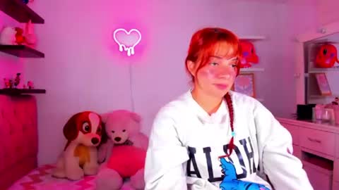 Snapshot of vannessa_shy chatting on 07.15.26 Vanesa online show from 07.15.26
