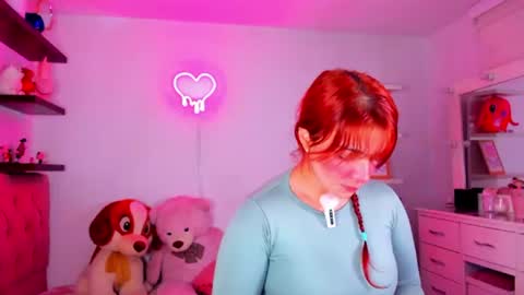 Snapshot of vannessa_shy chatting on 07.16.26 Vanesa online show from 07.16.26