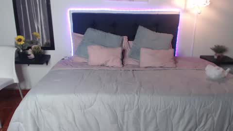 vane online show from 12.25.24