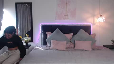 vane online show from 12.31.24