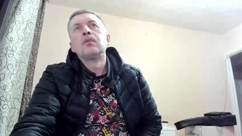 vano_822 online show from 09.10.25