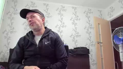 Snapshot of vano_822 chatting on 06.27.26 vano_822 online show from 06.27.26