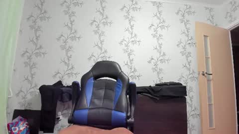 Snapshot of vano_822 chatting on 06.28.26 vano_822 online show from 06.28.26