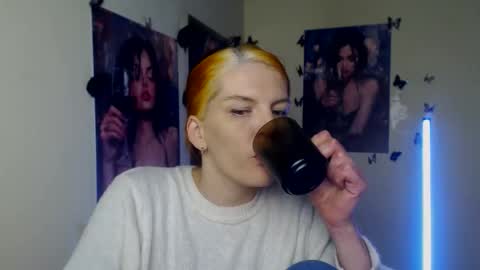 Vanessa online show from 02.08.26