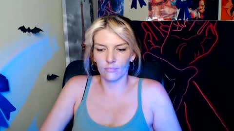 Snapshot of vanrey_ chatting on 07.17.26 Vanessa online show from 07.17.26