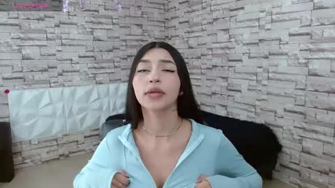 Snapshot of vanse_lust chatting on 09.26.25 Karuna online show from 09.26.25