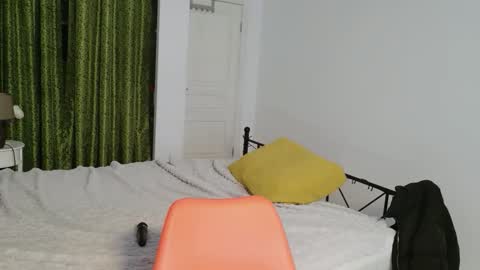 vaolietkat online show from 03.17.26