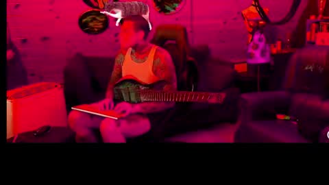 siphonophordustbunny online show from 07.04.26