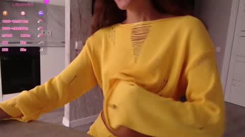 Snapshot of varonica_caprii chatting on 09.16.25 Varonica Caprii Online this week Monday Tuesday Thursday Friday online show from 09.16.25