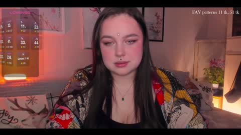 Snapshot of varvaraola chatting on 12.20.24 Hi hi Im Varya next stream 04122024 at 9 a.m GMT1 NEW PHOTOS ALREADY HERE online show from 12.20.24