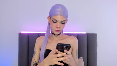  Varya Ferreira - independent model  online show from 09.16.25