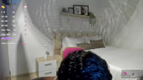 Hi Im Vayolet online show from 05.18.26