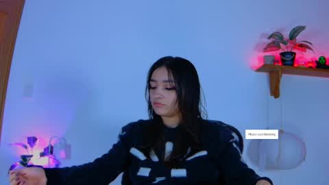 Vayolett online show from 10.12.25