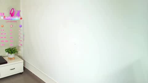 Victoria online show from 11.24.25