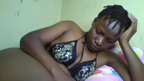 Snapshot of vee_tommy chatting on 12.05.24 Vee tommy online show from 12.05.24