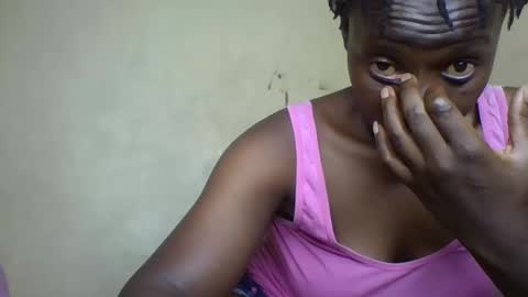 Snapshot of vee_tommy chatting on 12.08.24 Vee tommy online show from 12.08.24