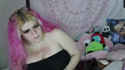 Veronica Lehane online show from 12.23.24