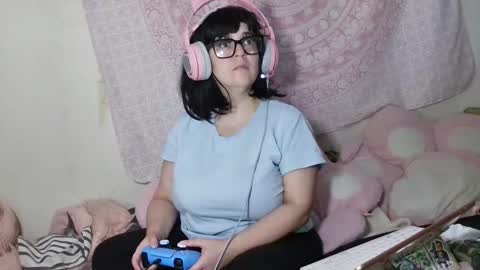 Veronica Lehane online show from 10.11.25