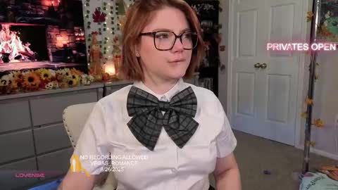 vegas_romance online show from 09.27.25