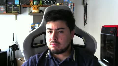 Snapshot of veils24 chatting on 11.21.25 Charles online show from 11.21.25