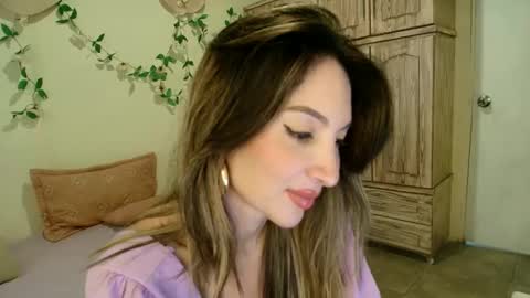 veka_lourens online show from 04.26.26