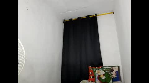 velk_hot1 online show from 01.17.25