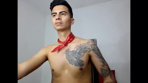 velk_hot1 online show from 02.25.25