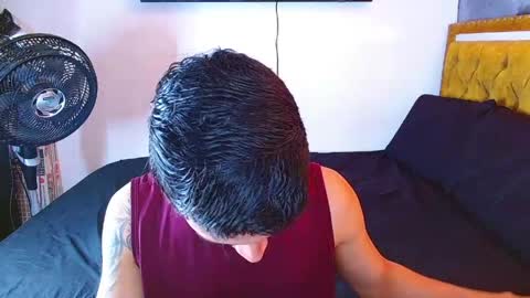 Snapshot of velk_hot1 chatting on 04.23.26 velk_hot1 online show from 04.23.26