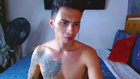 Snapshot of velk_hot1 chatting on 04.30.26 velk_hot1 online show from 04.30.26