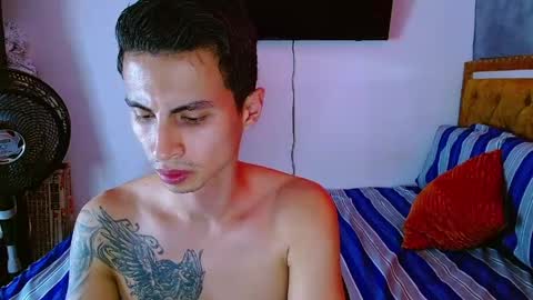 Snapshot of velk_hot1 chatting on 05.25.26 velk_hot1 online show from 05.25.26