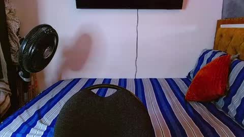 Snapshot of velk_hot1 chatting on 05.30.26 velk_hot1 online show from 05.30.26
