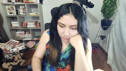 Snapshot of vellarossa chatting on 09.30.25 Im VelaI will be Christmas and New Year with my family December 22 to January 13 I will miss you guys. online show from 09.30.25