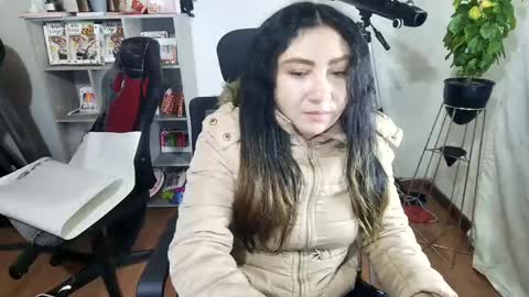 Snapshot of vellarossa chatting on 10.09.25 Im VelaI will be Christmas and New Year with my family December 22 to January 13 I will miss you guys. online show from 10.09.25