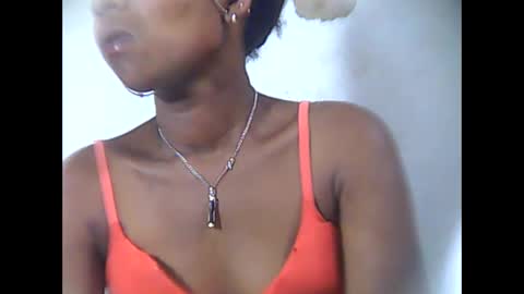 veloanthonia online show from 09.29.25