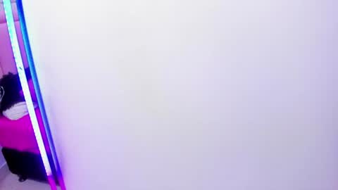 Snapshot of velvet_giirll chatting on 06.25.26 velvet_giirll online show from 06.25.26