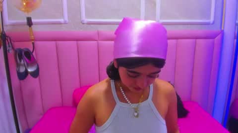 Snapshot of velvet_giirll chatting on 07.10.26 velvet_giirll online show from 07.10.26