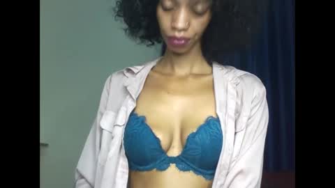 velvetbrownn online show from 04.13.26