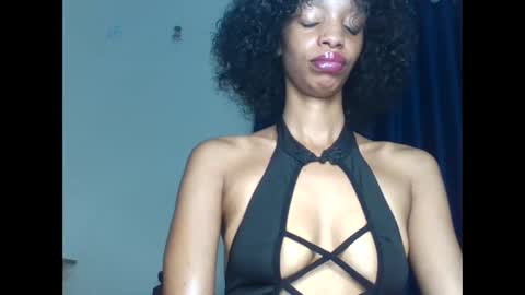 velvetbrownn online show from 04.15.26