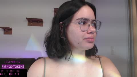 Snapshot of velvetcrystal chatting on 04.27.26 Crystal PVT OPEN online show from 04.27.26
