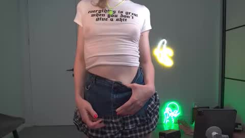 VelvetTGirl online show from 03.12.26