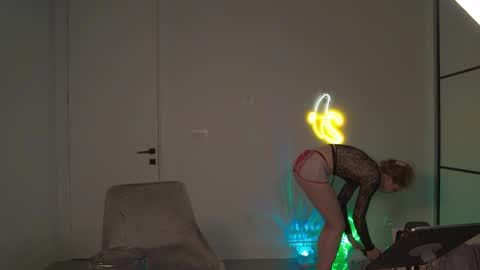 VelvetTGirl online show from 04.09.26