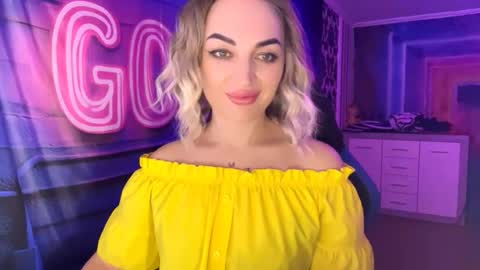 Snapshot of velvettouch4444 chatting on 02.26.26 MERYEM online show from 02.26.26